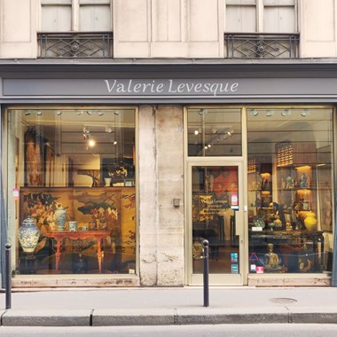 ANTIQUITÉS VALÉRIE LEVESQUE